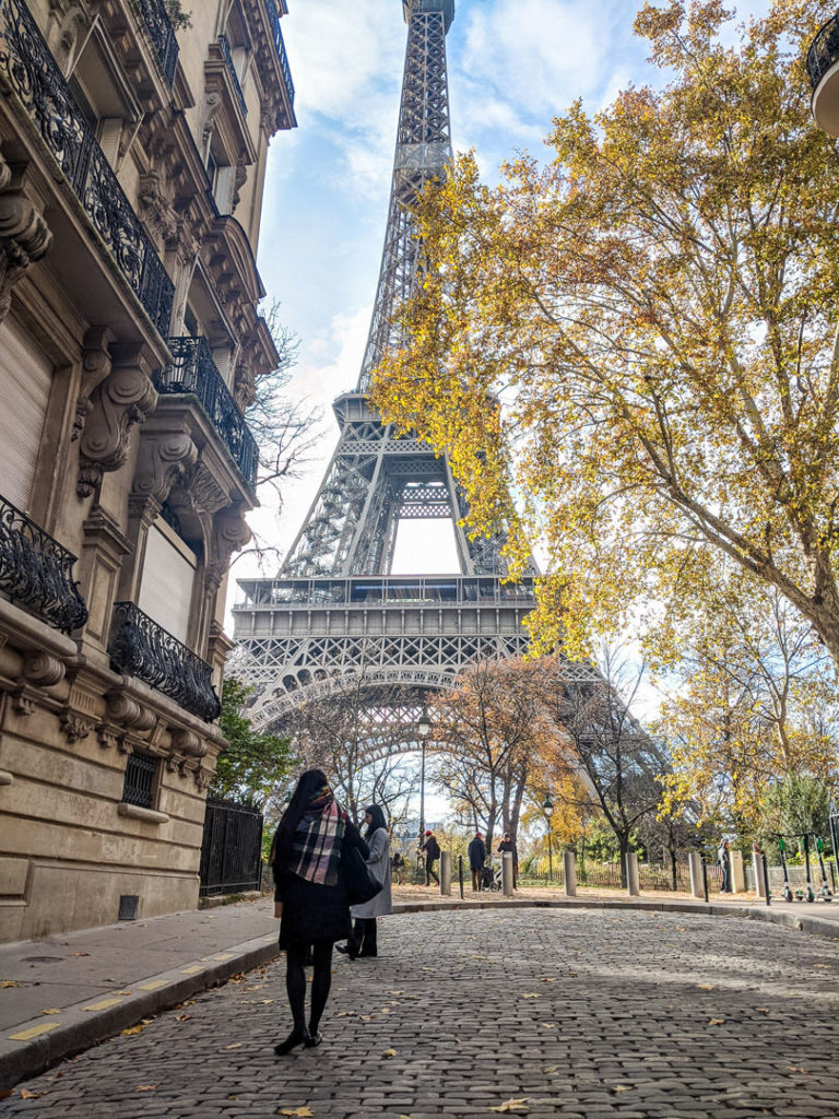 PARIS BURGUNDY ROOM EIFFEL VIEW Tour 🤩 Eiffel Tower included