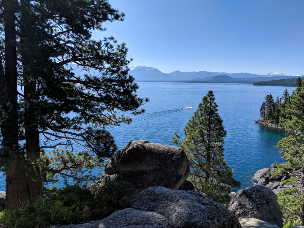 Rubicon Trail hiking - family-friendly itinerary Lake Tahoe summer