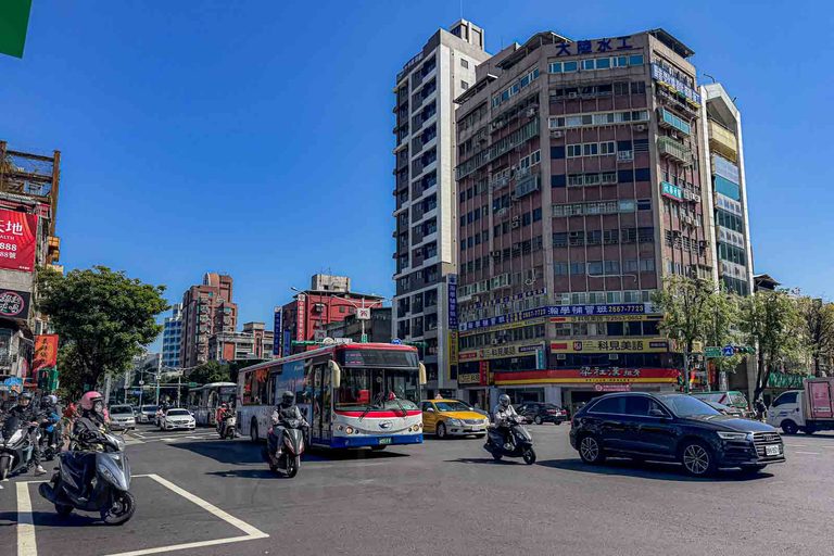 Where to Stay in Taipei with Kids: Neighborhoods, Hotels + Apartments